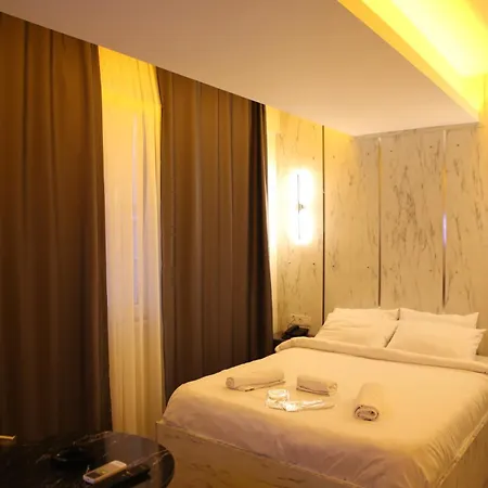 Hotel The Palace Istanbul